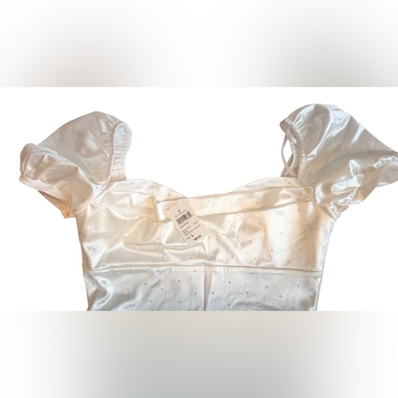 Windsor Lexie Rhinestone Satin Puff Sleeve Bodycon Mini Dress - Picture 6 of 7